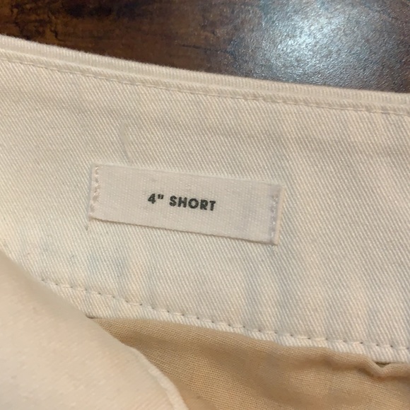NWT 4” White LOFT Everyday Shorts - Picture 4 of 6